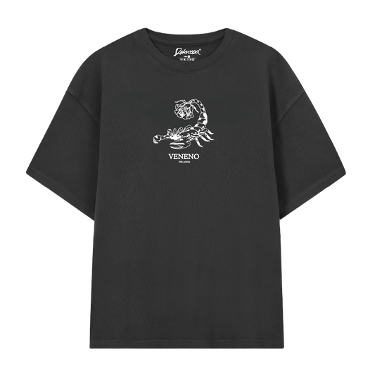 CAMISETA - VENENO - NEGRA